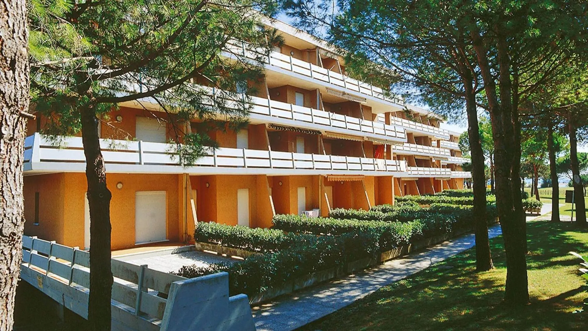 Oceanview Apartment With Two Terraces Bibione